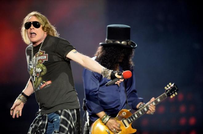 Axl reparte amor. Lanegan telonero de GNR en el estado. - Página 5 14961903113418