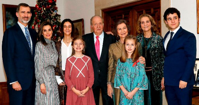 LA INFANTA CRISTINA, SU FAMILIA, SUS HIJOS - Página 8 15157693215135