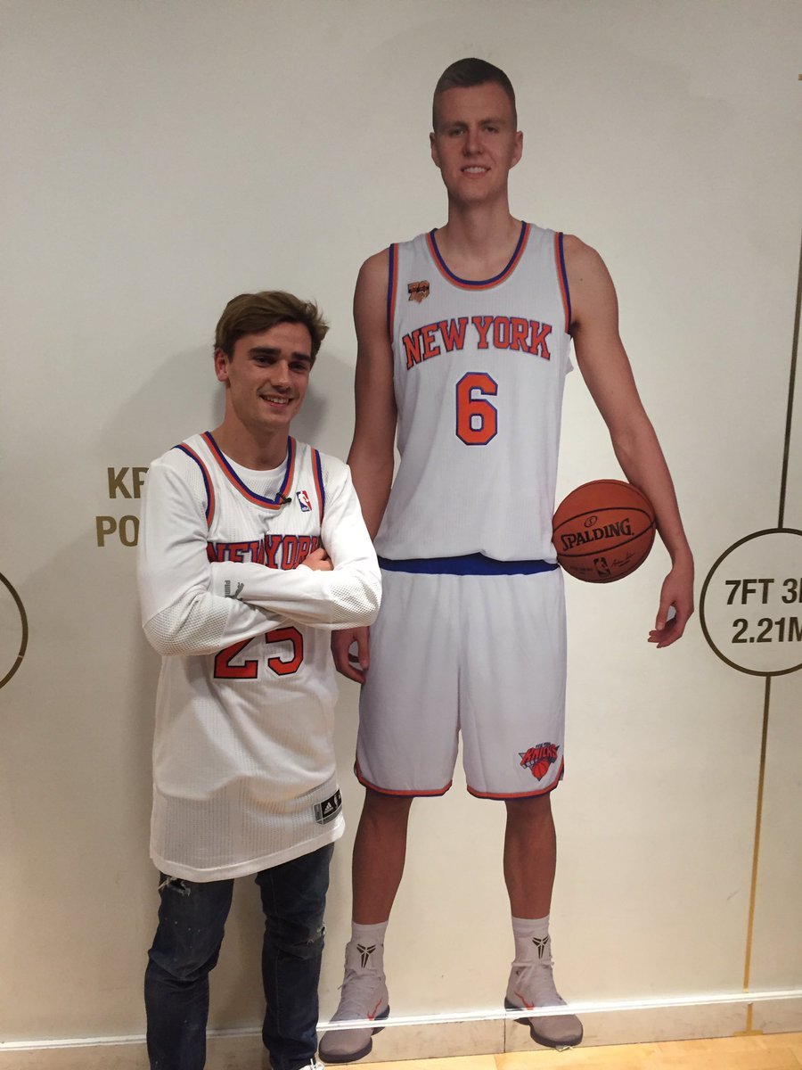 ¿Cuánto mide Kristaps Porzingis? - Altura - Real height 14824686636395