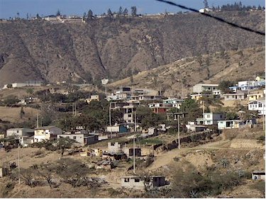 Sismo en Perú. Ecuador-29102011-1