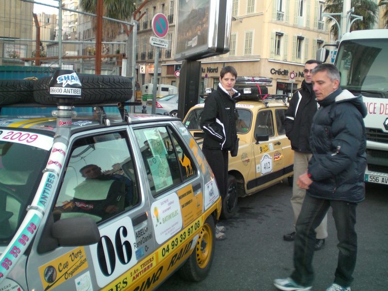 Pour ren daniel de la voiture 06 et son copilote Marseille140