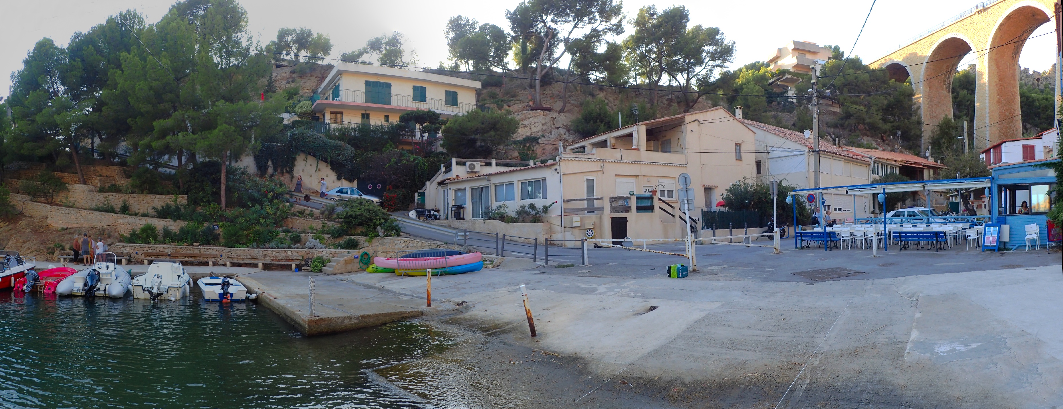 Calanque de Méjean sur la Côte Bleue le 20-09-2019 Mejean-20-09-2019-village-mejean-panorama-low