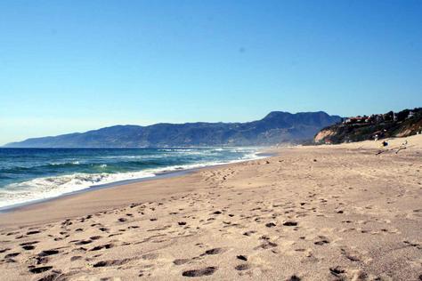 Плажната ивица P189594-Los_Angeles_CA-Point_Dume_State_Beach