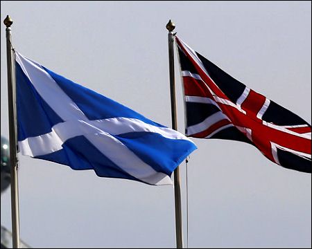 Britain’s stunning vote to depart EU could end in breakup of the UK itself Scotland-and-Great-Britain-flags-photo-Reuters