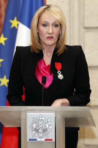 J.K.Rowling reoit La LA LEGION D'HONNEUR Row0