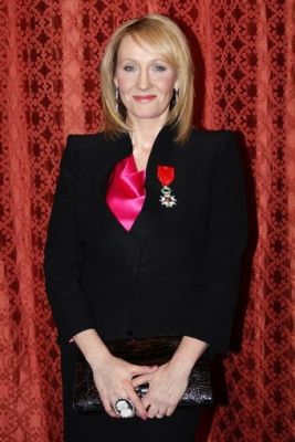 J.K.Rowling reoit La LA LEGION D'HONNEUR Row2