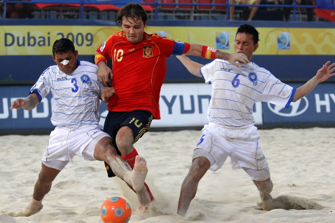 Mundial Dubai 2009: El Salvador 3 España 7. PlayaFutbol-Dubai09-ES3E7-Lobos-Ramirez