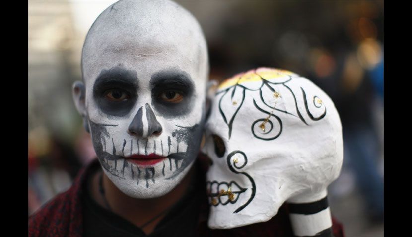 Con motivo del Día de Muertos, marchan Zombies por calles de México, Brasil y Venezuela 413523