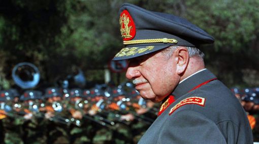 Textos escolares chilenos sí llamarán "dictadura" al régimen de Pinochet 434243