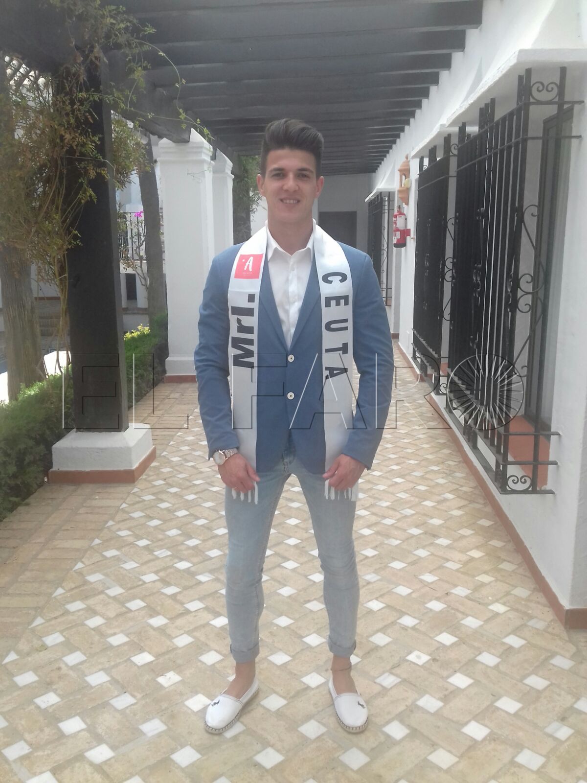 entrevistas de candidatos de mr international spain 2017. - Página 5 WhatsApp-Image-2017-05-05-at-15.31.23