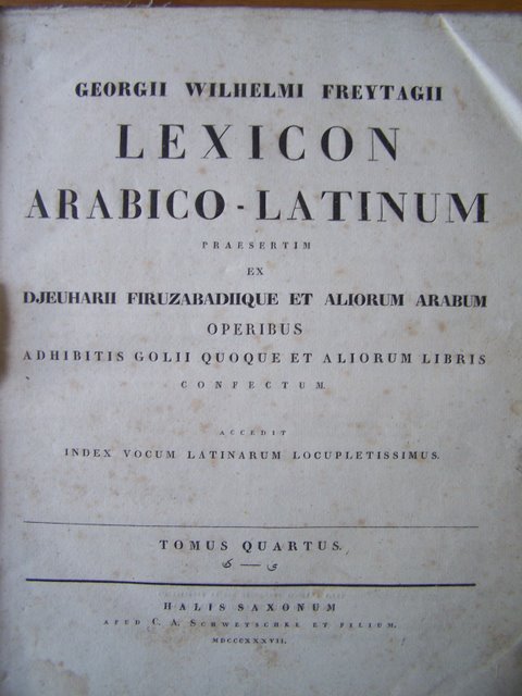 Peu courant - Lexicon Arabico Latinum !! 100_0238