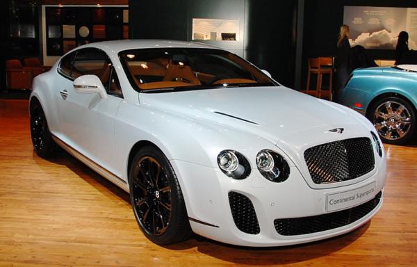 Garažas Bentley_continental_supersports