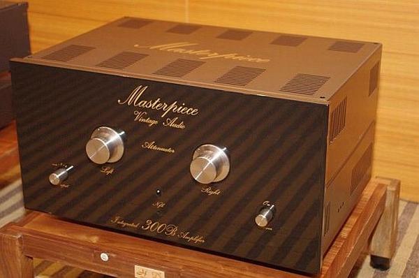 HIGH END VINTAGE Masterpiece-vintage-audio-amplifier