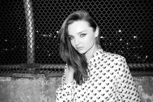 Welcome to the he@rt of @ sexy sn@ke Miranda-kerr-by-terry-richardson-3-300x200