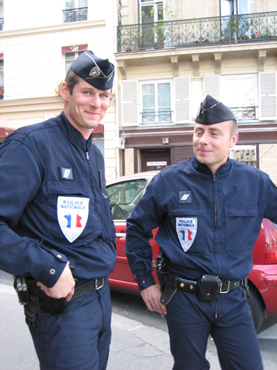 Meurtre devant une pizzeria Police_nationale