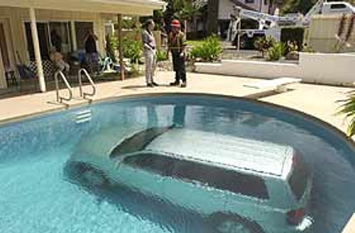   Car%20in%20pool