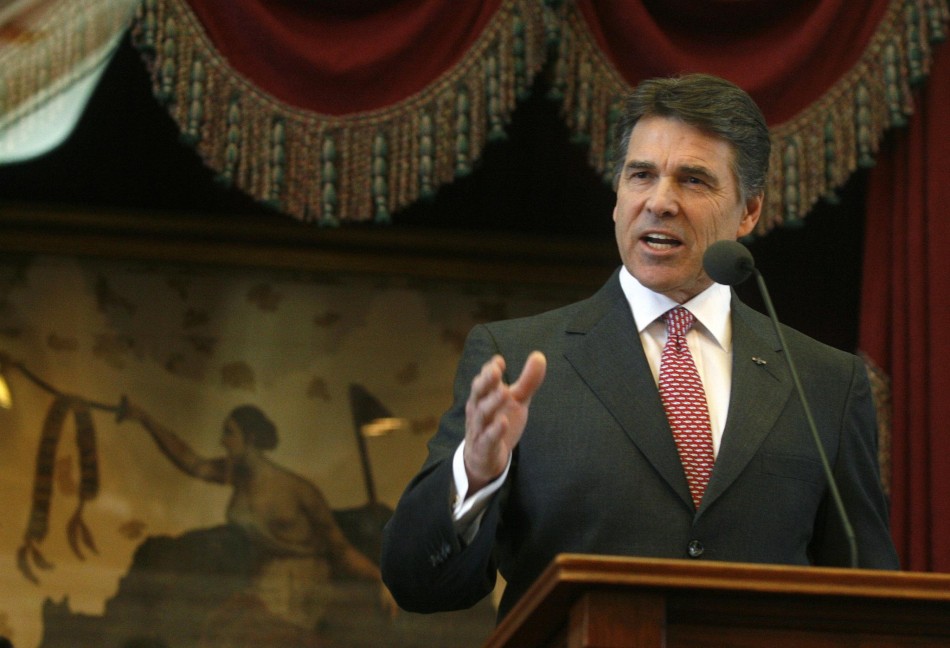 Gobernador de Texas firma ley que restringe aborto Rick-Perry-e1374177108424