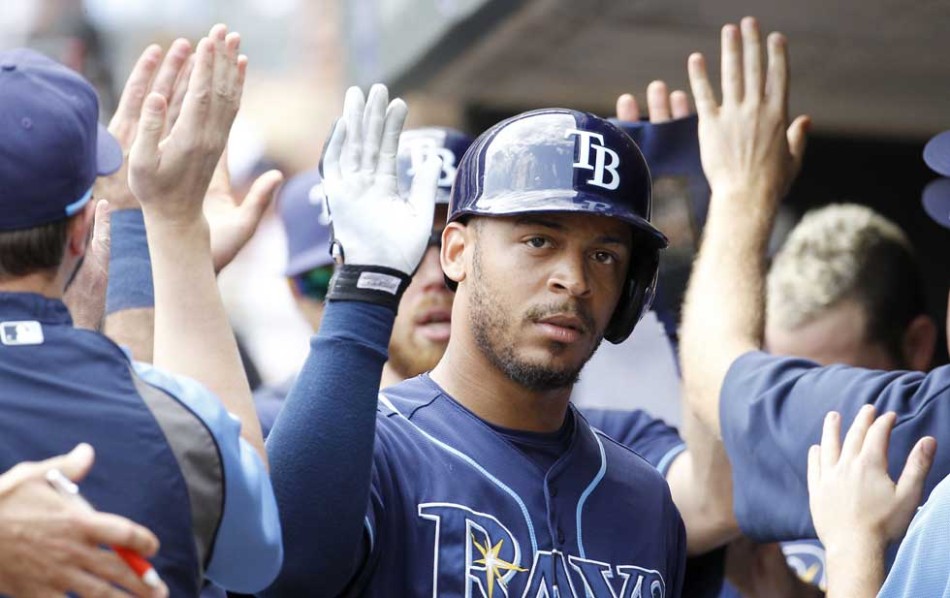 Rays consiguen 5ta victoria seguida James-Loney-e1405939658891