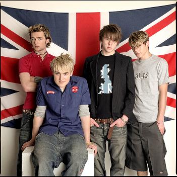 McFLY- boy band hot trong Just My Luck Mcfly