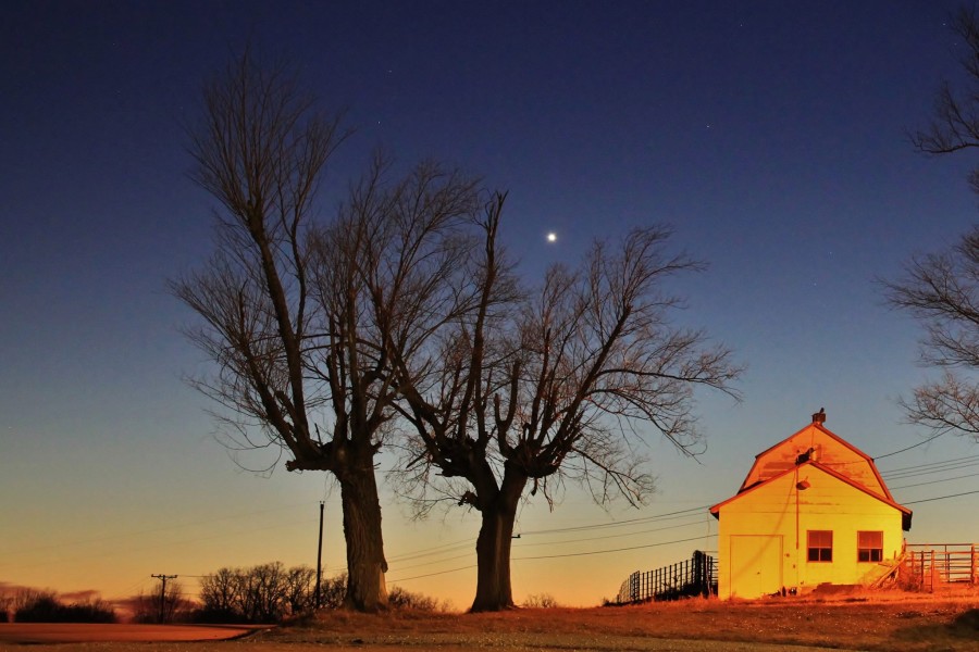 May 2015 guide to the five visible planets Venus-12-26-2013-Danny-Crocker-Jensen-Wardsville-MO-e1389902460430