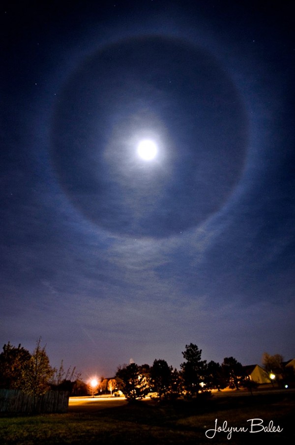 Everything you need to know: Hunter’s Moon 2015 Moon-halo-10-25-2015-Jolynn-Keutzer-Bales-central-Indiana-e1445858789434