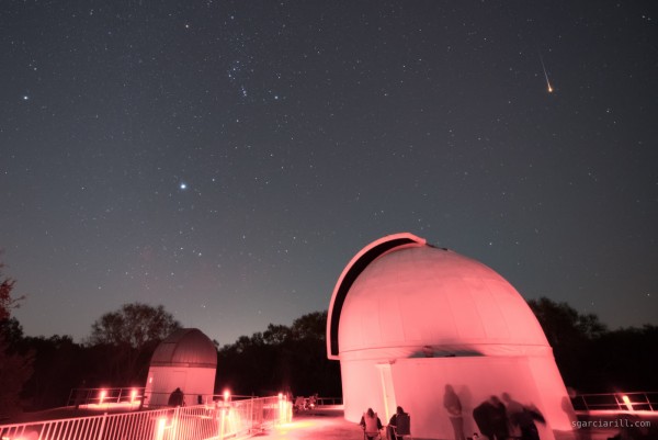 2015 Gemind meteor shower photos Meteor-Geminid-12-13-2015-Sergio-Garcia-Bill-Houston-TX-e1450095653238