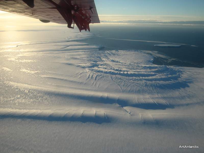 Countdown to calving at Antarctic ice shelf Mcdonald-ice-rumples-antactica