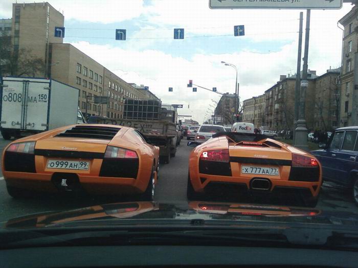 Adivina el Lugar Fotografias - Página 2 Lambo_moscow