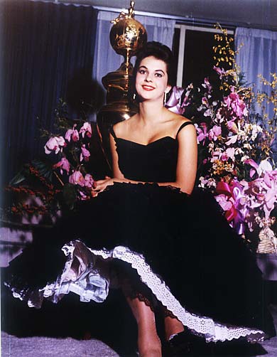 1958 | MISS UNIVERSE | LUZ MARINA ZULUAGA [R.I.P] LUZ-MARINA-ZULUAGA-1957-manuel-h