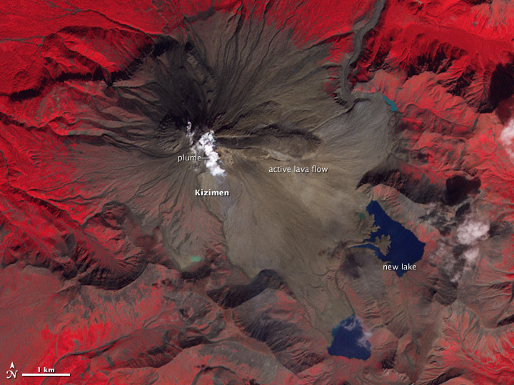 Erupción del volcán Kamchatka Kizimen  captada por MODIS Kizimen_ast_2011248