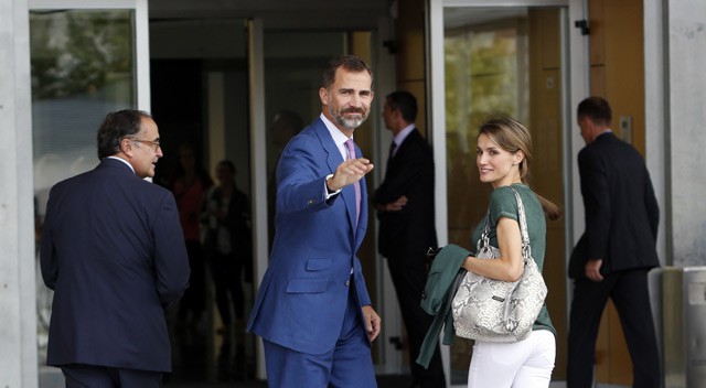 Juan Carlos y Sofía - Página 20 1380078441_926553_1380108704_noticia_fotograma