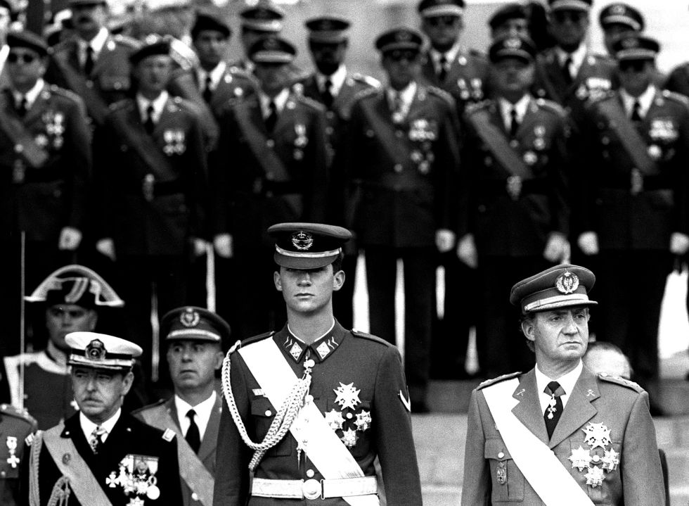 ABDICA EL REY JUAN CARLOS. FELIPE Y LETIZIA REYES - Página 21 1402266351_637809_1402268083_album_normal