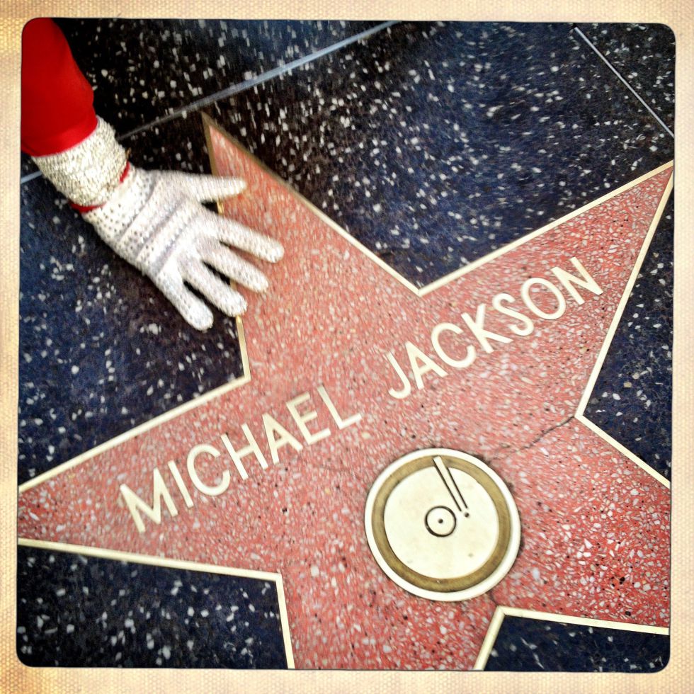 El País - Michael Jackson, a estrela (e o negócio) que nunca se apaga. 1403286223_839355_1403286331_noticia_grande