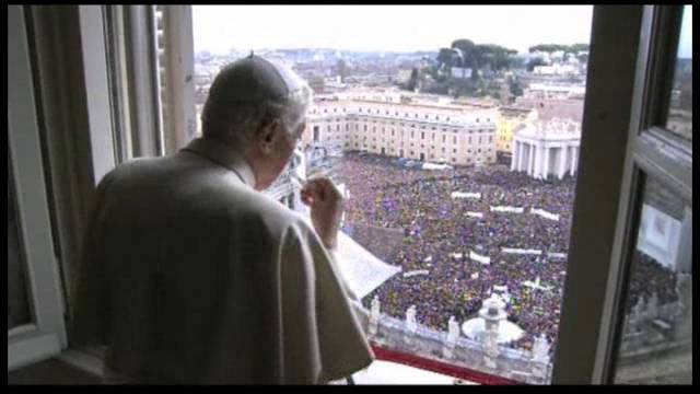 El Papa asegura que se dedicará a “la oración” en su último Ángelus 1361703125_573631_1361718867_noticia_fotograma