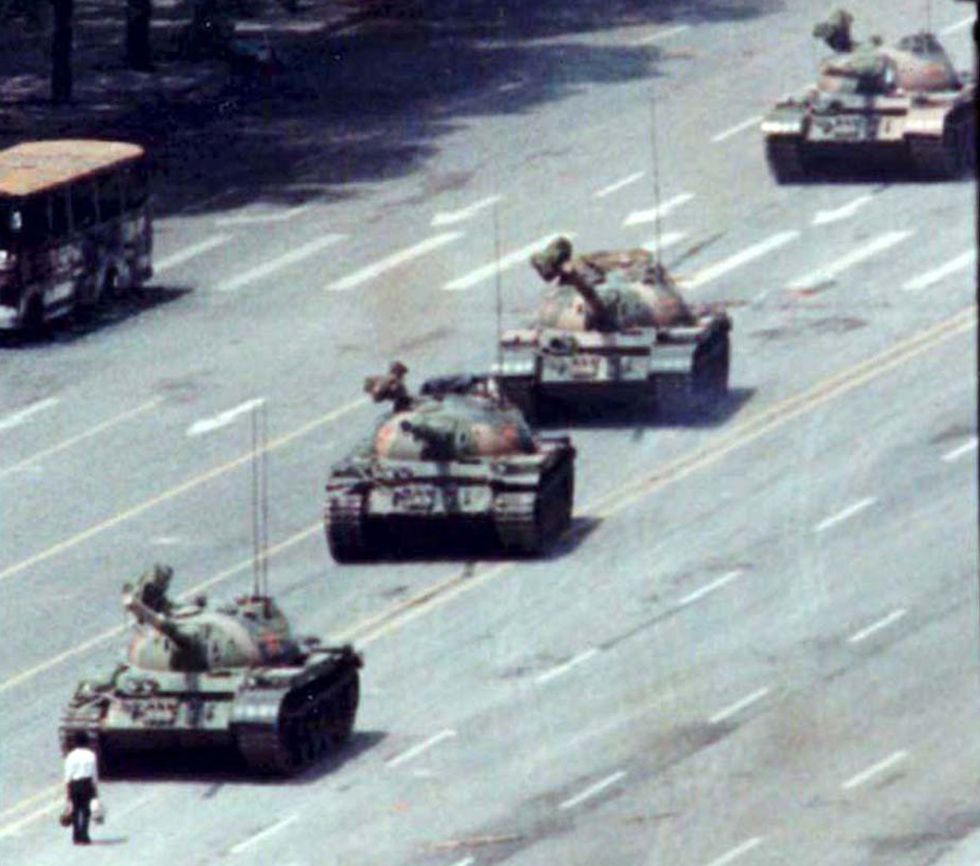 A 25 años de Tiananmen El régimen chino fuerza la amnesia sobre Tiananmen 1401776160_306349_1401777602_noticia_grande