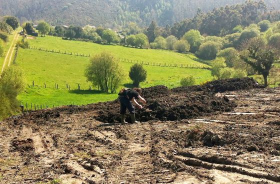 Análisis detectan pozos contaminados junto a toneladas de lodos tóxicos 1371233064_348708_1371233275_noticia_normal