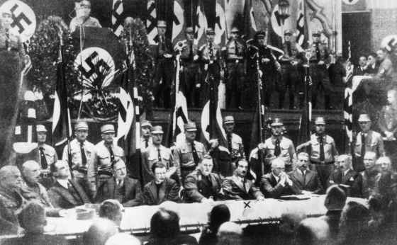 Salen a la luz los cuadernos secretos del filósofo nazi Heidegger 1397054643_204960_1397055244_noticia_normal