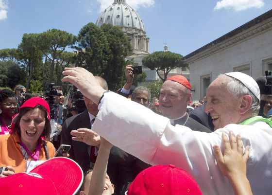 El Papa nombra una comisión de investigación sobre el banco vaticano 1372248841_709417_1372249053_noticia_normal