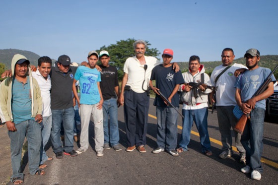 Las autodefensas avanzan en la toma de municipios en Michoacán. internacional.elpais.com 1385000336_951954_1385004147_noticia_normal