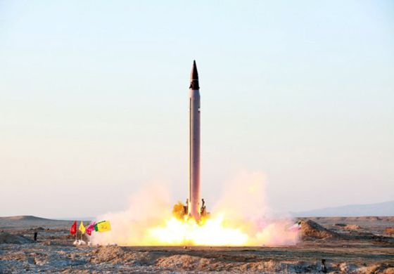 Irán prueba un nuevo misil pese a la prohibición de la ONU 1444599519_974799_1444599961_noticia_normal