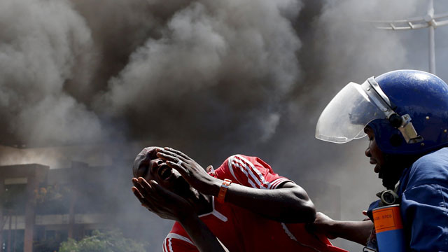 Intento de Golpe de Estado en Burundi 1431594542_676487_1431605236_noticia_fotograma