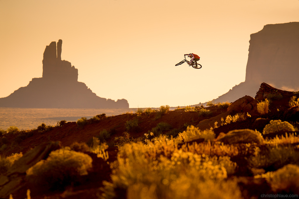 La Photo de l'année 2015 sur Pinkbike ! P5pb13080120