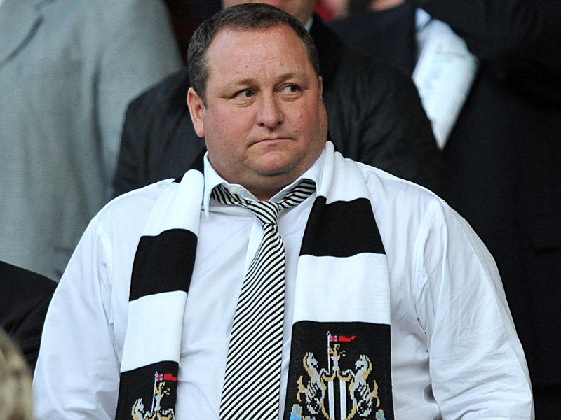 Mike Ashley - 5 godina vladavine Ashley-mike-scarf