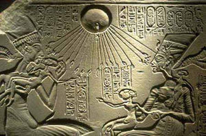 Mayas y extraterrestres, una relación llevada a la pantalla Ovnis_en_jeroglificos5