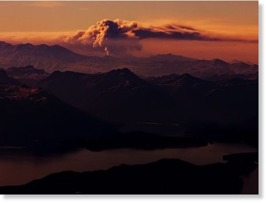 VOLVIERON A CERRAR EL AEROPUERTO DE BARILOCHE Volc_n_Puyehue