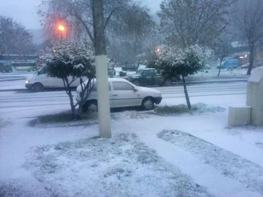 SEGUIMIENTO DE OLAS DE CALOR Y FRIO EN EL MUNDO!!!! - Página 15 San_martin_de_los_andes_nieve