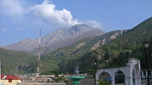 SEGUIMIENTO MUNDIAL DE VOLCANES. - Página 20 Activan_evacuacion_posible_eru