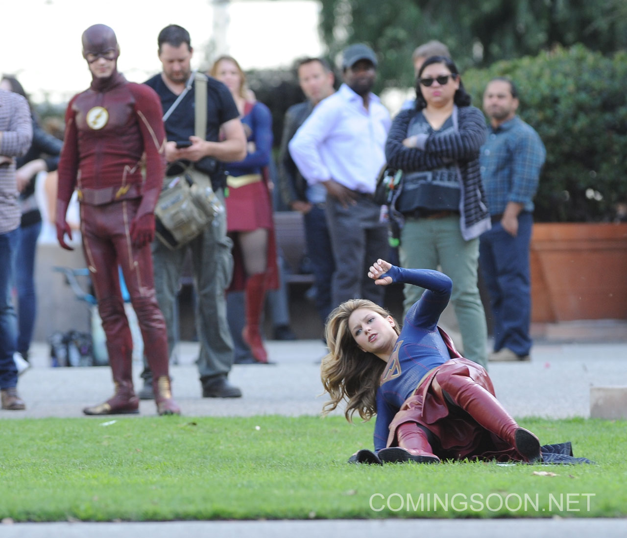 Nuevas imágenes de rodaje del 'crossover' de 'The Flash' y 'Supergirl' con Silver Banshee  103233