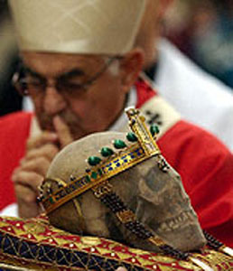 Le Souverain Pontife ??? Skull_worship2