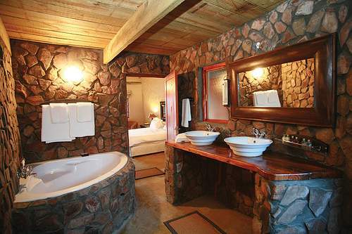 I only see you....romantica,hot,etc...!!! Rustic-bathroom-design